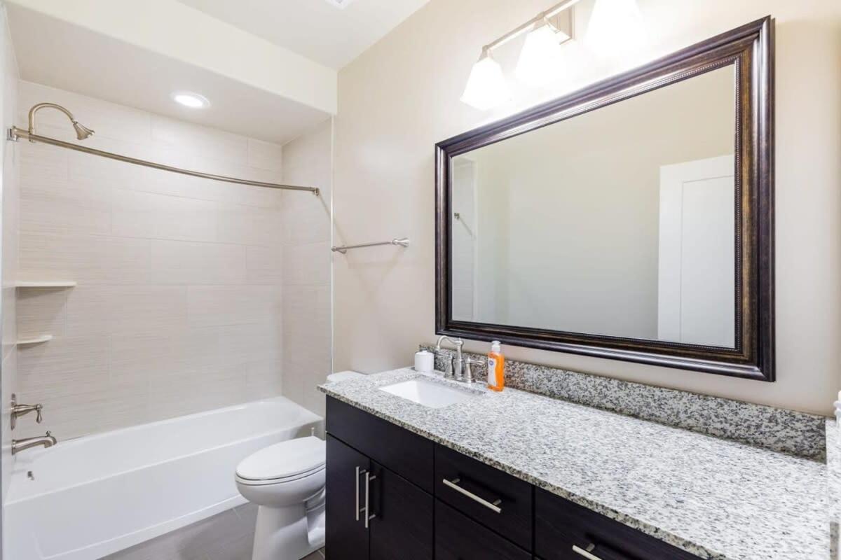 2B 2Ba Luxury Downtown Suite Rooftop Deck & Gym Baltimore Luaran gambar